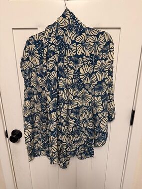 La Tropicale Women's Sarong pareo Wraps Swimwear Cover up Hawaiian Hibiscus